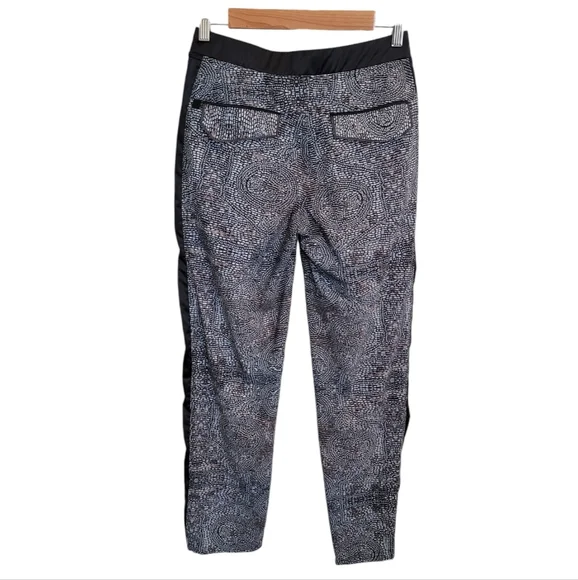 Lululemon Rise & Shine Trouser in Bead Envy Silver Spoon Multi / Black - Picture 9 of 13